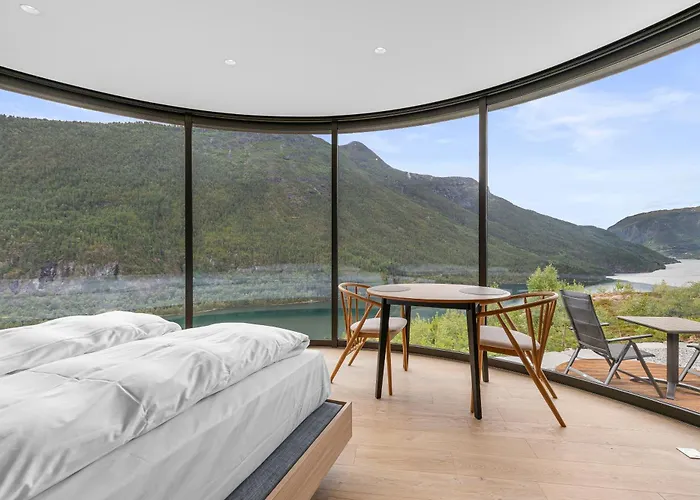 Sogndal Fjordpanorama- The Panorama View Kaupanger
