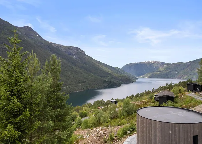 Campingplads Sogndal Fjordpanorama- The Panorama View *